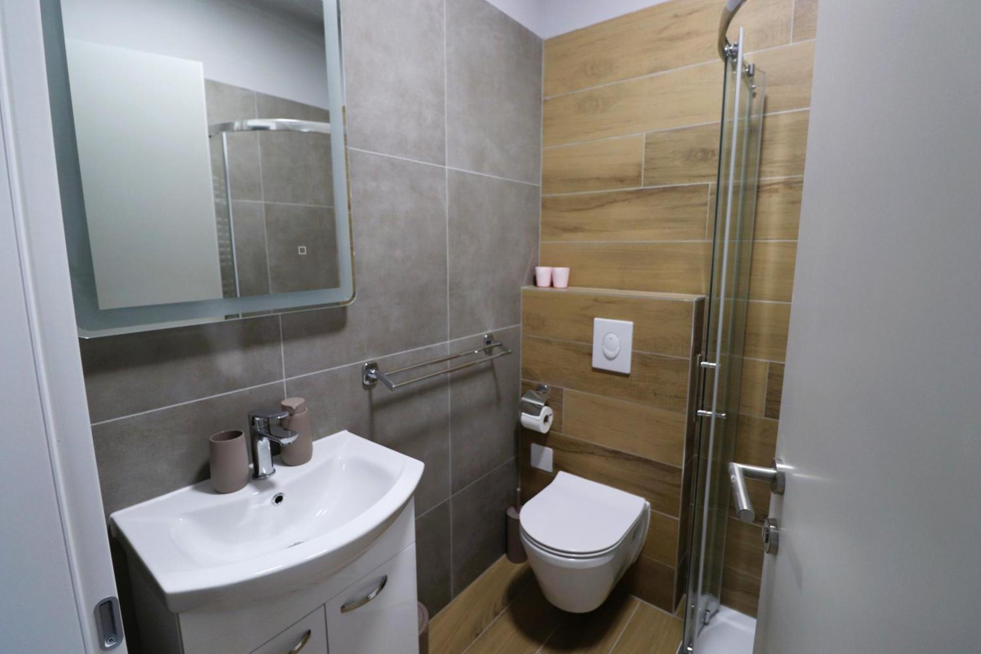 Rooms Matic Velika Mlaka Esterno foto